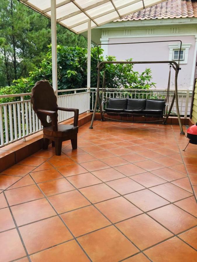 Villa Gathering Yuni Syahla Citaringgul Exteriör bild